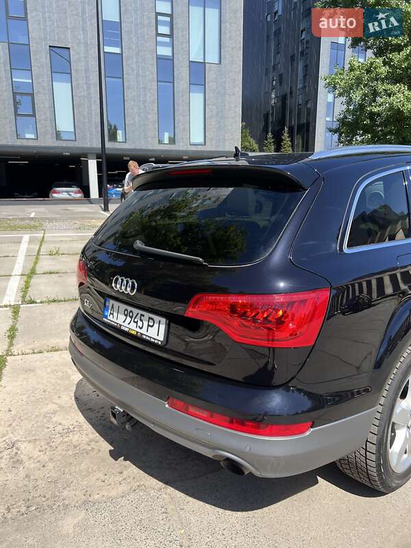 Внедорожник / Кроссовер Audi Q7 2011 в Киеве