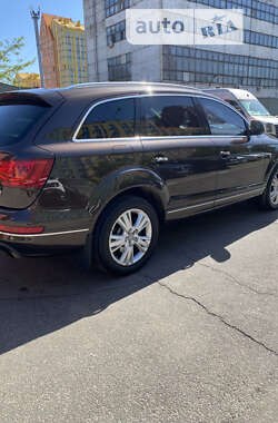 Внедорожник / Кроссовер Audi Q7 2012 в Киеве