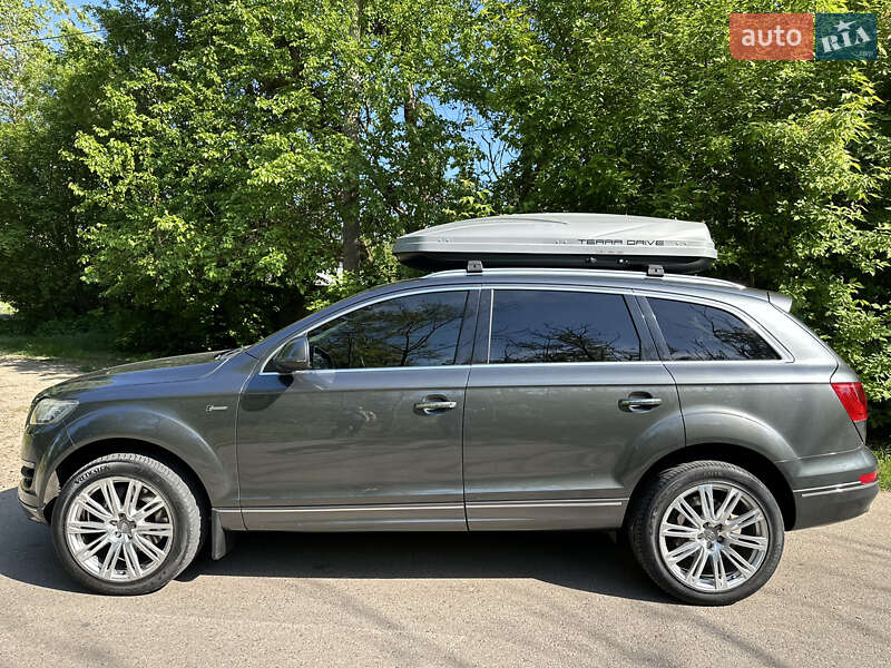 Позашляховик / Кросовер Audi Q7 2015 в Одесі