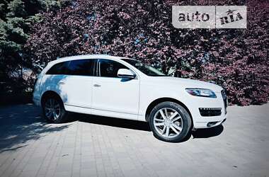 Внедорожник / Кроссовер Audi Q7 2015 в Днепре