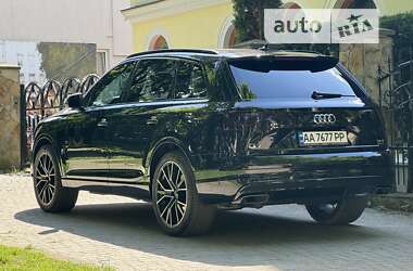 Позашляховик / Кросовер Audi Q7 2016 в Львові