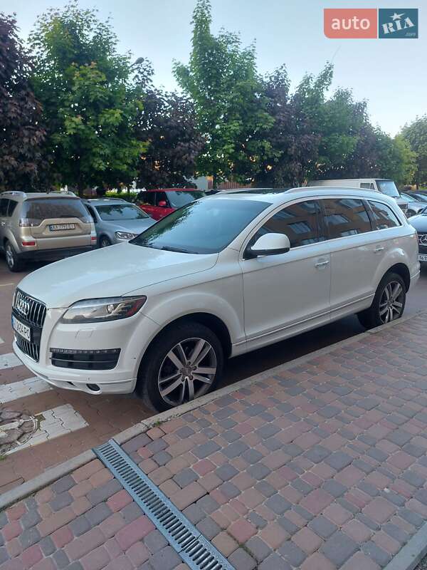 Позашляховик / Кросовер Audi Q7 2014 в Києві