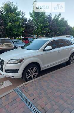 Внедорожник / Кроссовер Audi Q7 2014 в Киеве