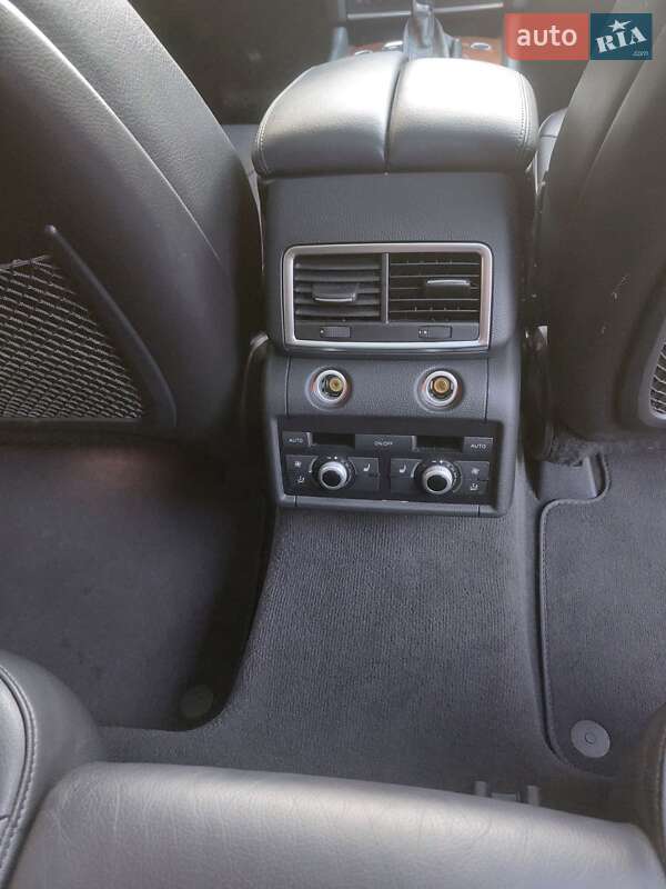 Внедорожник / Кроссовер Audi Q7 2014 в Киеве