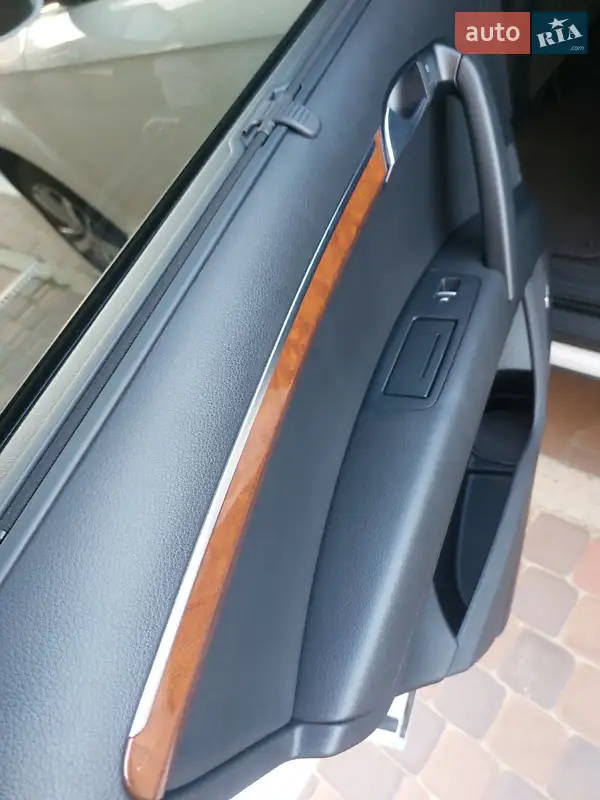 Audi Q7 2014 VIN WA1LGAFE1FD001476 фото оголошення 39 з 161
