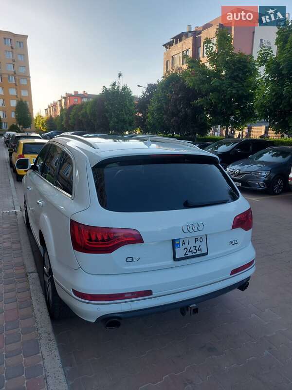 Внедорожник / Кроссовер Audi Q7 2014 в Киеве
