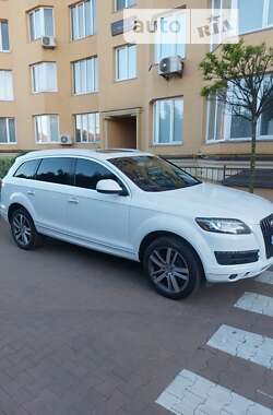 Внедорожник / Кроссовер Audi Q7 2014 в Киеве