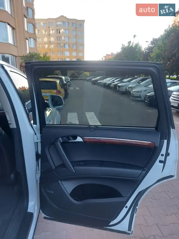 Audi Q7 2014 VIN WA1LGAFE1FD001476 фото оголошення 81 з 161