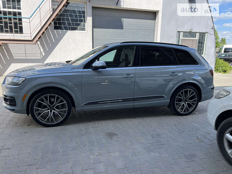 Внедорожник / Кроссовер Audi Q7 2019 в Луцке