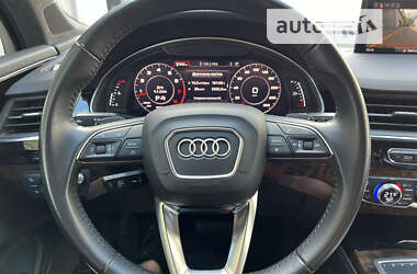 Позашляховик / Кросовер Audi Q7 2019 в Луцьку