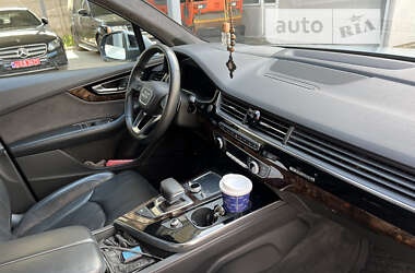 Внедорожник / Кроссовер Audi Q7 2019 в 