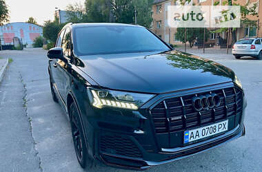 Внедорожник / Кроссовер Audi Q7 2021 в Киеве