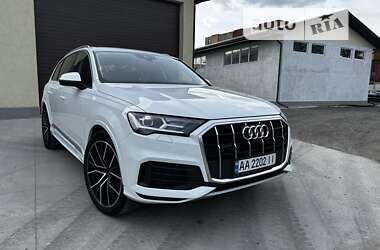 Внедорожник / Кроссовер Audi Q7 2020 в Киеве