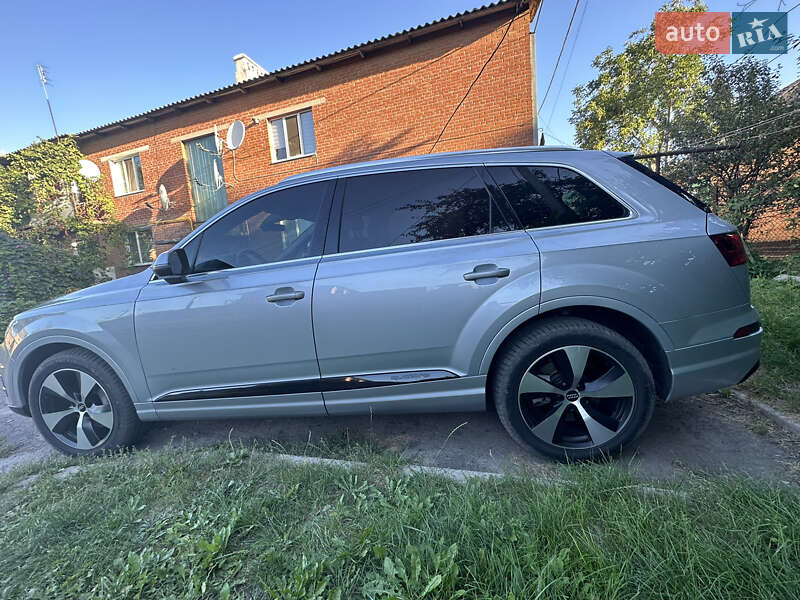 Внедорожник / Кроссовер Audi Q7 2018 в Полтаве