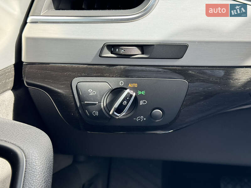 Внедорожник / Кроссовер Audi Q7 2015 в Киеве