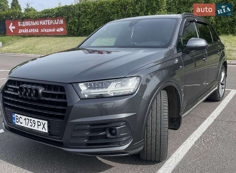 Позашляховик / Кросовер Audi Q7 2018 в Львові