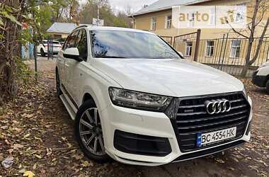 Позашляховик / Кросовер Audi Q7 2016 в Львові