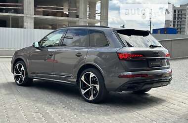 Позашляховик / Кросовер Audi Q7 2019 в Києві