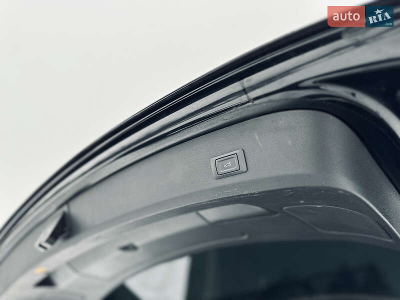 Позашляховик / Кросовер Audi Q7 2013 в Глухові