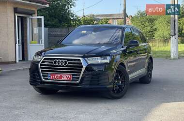 Внедорожник / Кроссовер Audi Q7 2016 в 