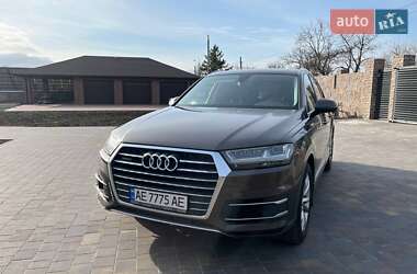 Внедорожник / Кроссовер Audi Q7 2016 в Киеве