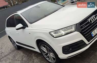 Внедорожник / Кроссовер Audi Q7 2016 в Черновцах