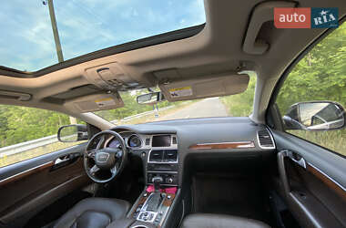 Внедорожник / Кроссовер Audi Q7 2012 в 