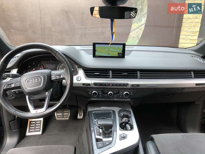 Внедорожник / Кроссовер Audi Q7 2018 в Киеве