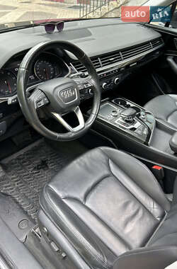 Внедорожник / Кроссовер Audi Q7 2015 в Киеве