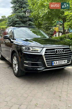 Внедорожник / Кроссовер Audi Q7 2015 в Киеве