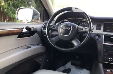 Внедорожник / Кроссовер Audi Q7 2011 в Луцке