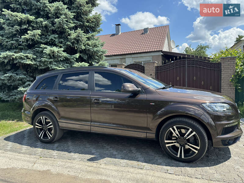 Внедорожник / Кроссовер Audi Q7 2011 в Днепре