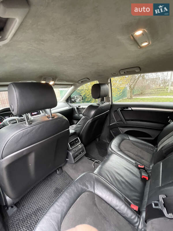 Внедорожник / Кроссовер Audi Q7 2011 в Днепре