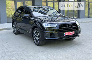 Внедорожник / Кроссовер Audi Q7 2016 в Новояворовске