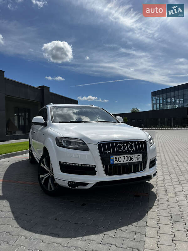 Позашляховик / Кросовер Audi Q7 2010 в Мукачевому