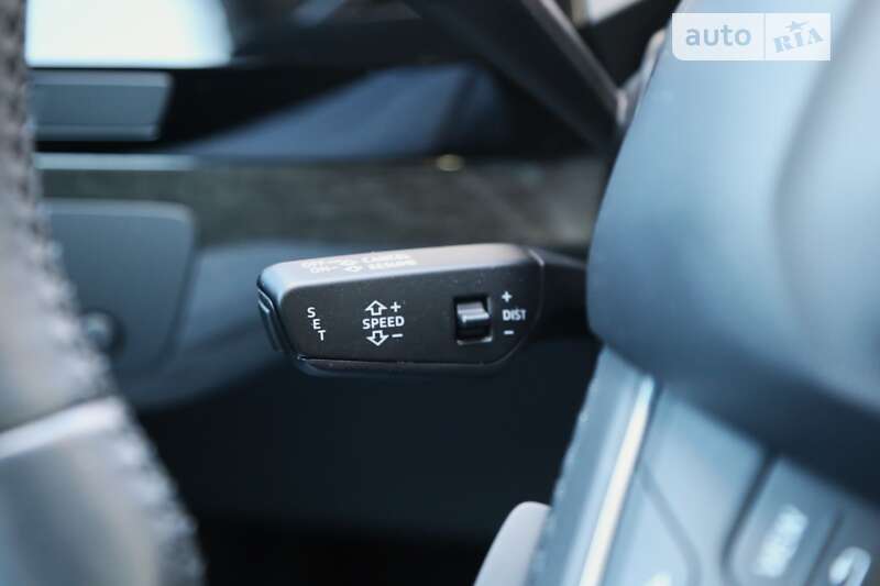 Внедорожник / Кроссовер Audi Q7 2018 в Киеве