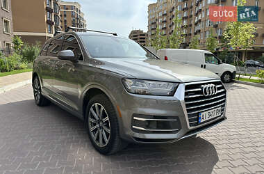 Внедорожник / Кроссовер Audi Q7 2017 в Киеве
