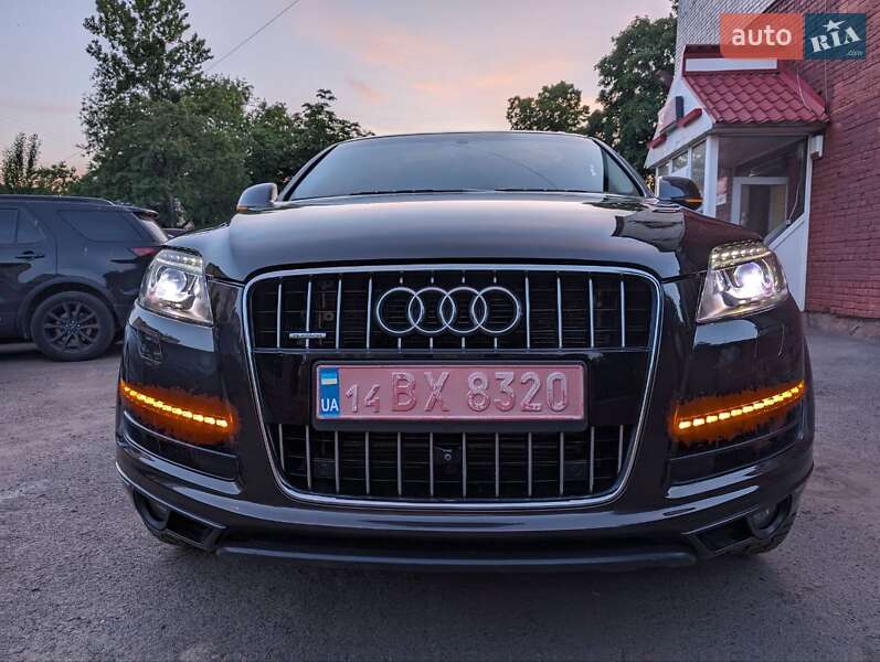 Внедорожник / Кроссовер Audi Q7 2015 в Львове