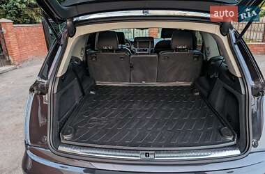 Внедорожник / Кроссовер Audi Q7 2015 в 
