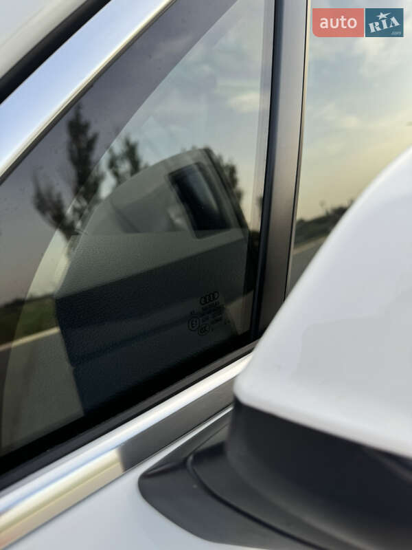Позашляховик / Кросовер Audi Q7 2015 в Ізмаїлі