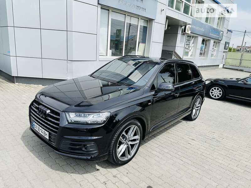 Внедорожник / Кроссовер Audi Q7 2016 в Хмельницком