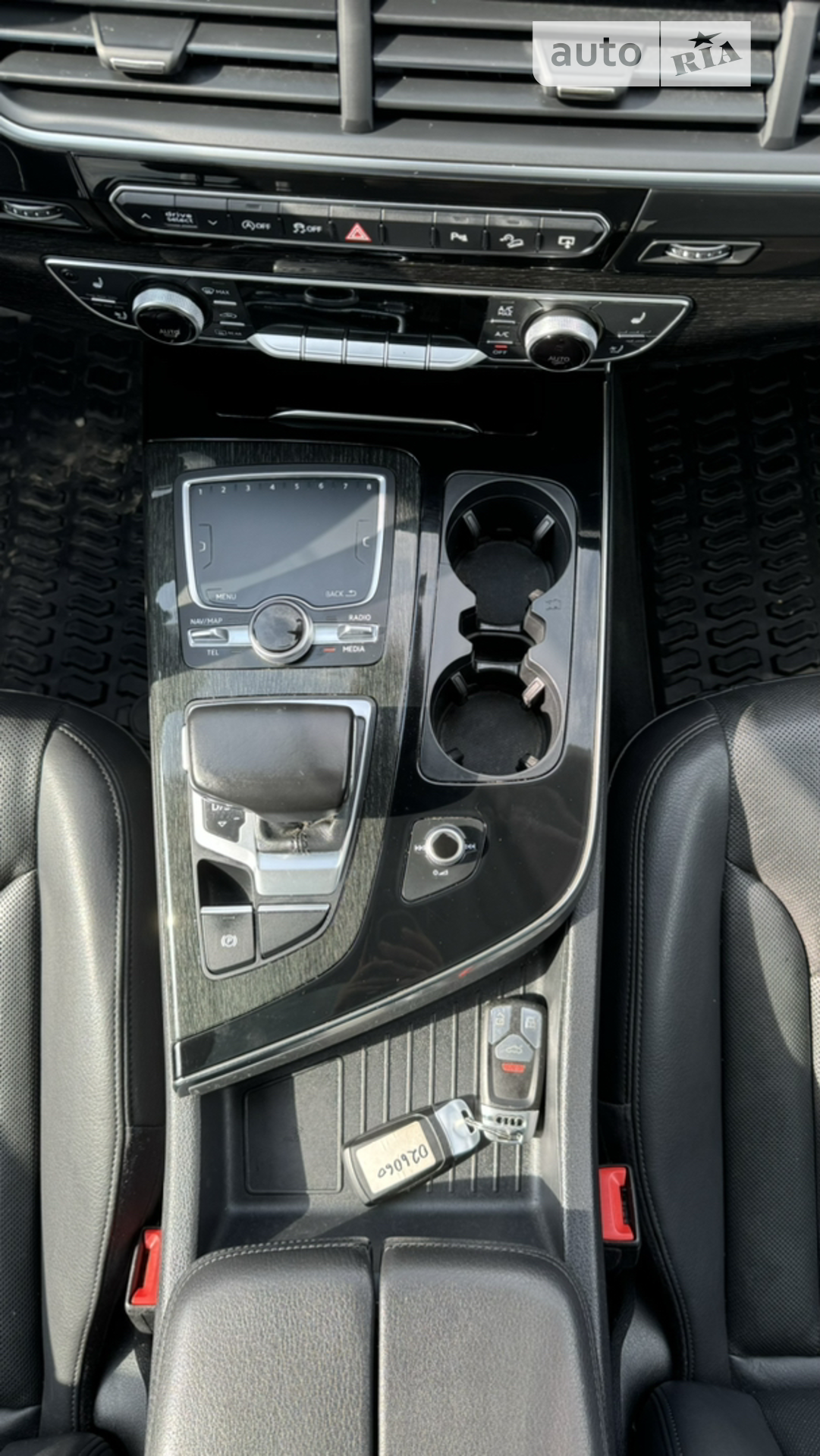 2016 Audi Q7 - мініатюра 28