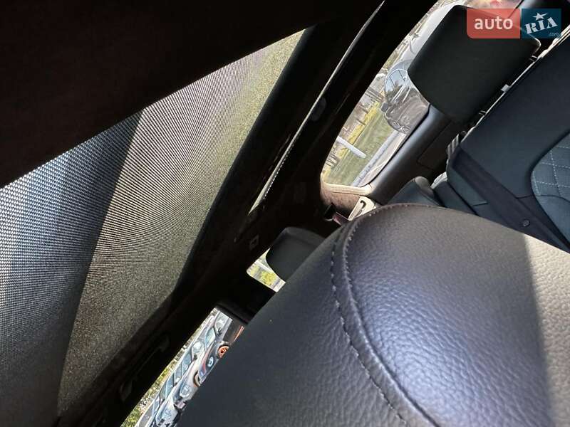 Позашляховик / Кросовер Audi Q7 2014 в Дніпрі