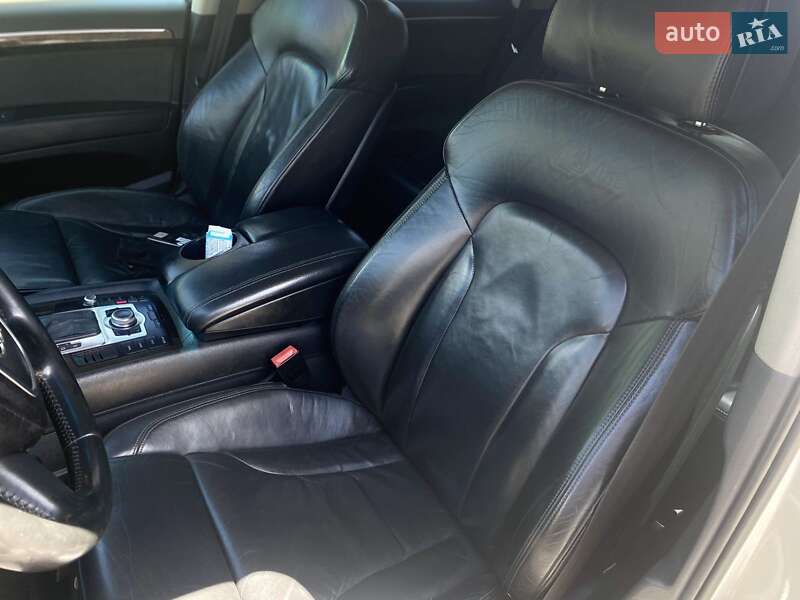 Внедорожник / Кроссовер Audi Q7 2008 в Звягеле