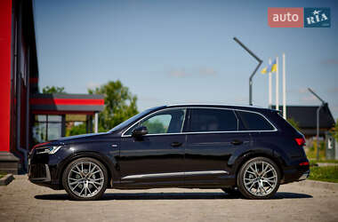 Внедорожник / Кроссовер Audi Q7 2019 в Ровно