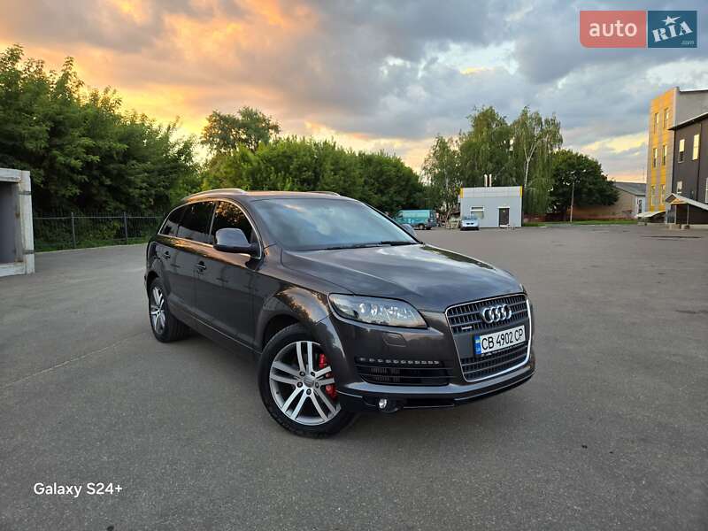 Внедорожник / Кроссовер Audi Q7 2009 в Чернигове