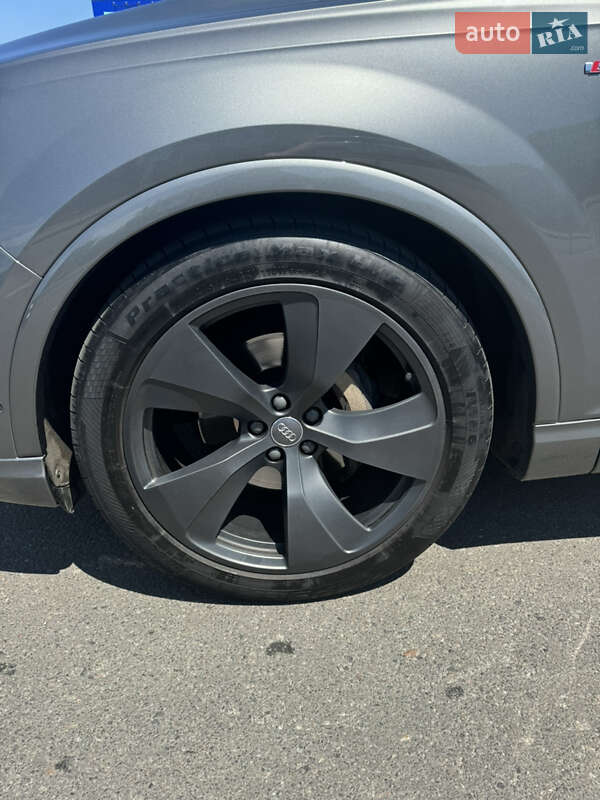 Внедорожник / Кроссовер Audi Q7 2017 в Хмельницком фото 4 Внедорожник / Кроссовер Audi Q7 2017 в Хмельницком