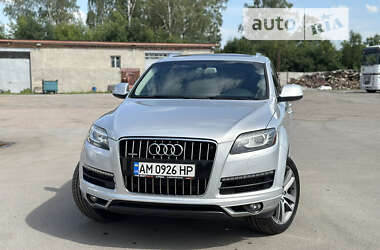 Позашляховик / Кросовер Audi Q7 2015 в Звягелі