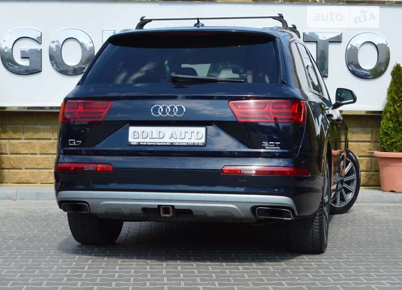 Позашляховик / Кросовер Audi Q7 2016 в Одесі