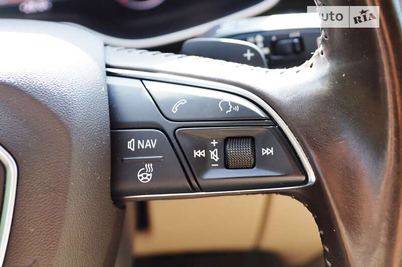 Позашляховик / Кросовер Audi Q7 2016 в Одесі